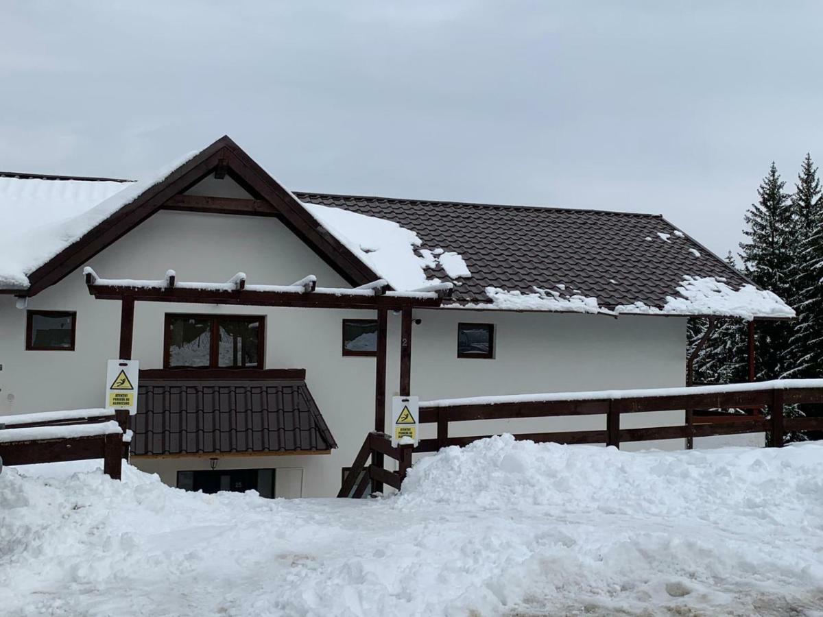 Nature House Predeal Exterior photo